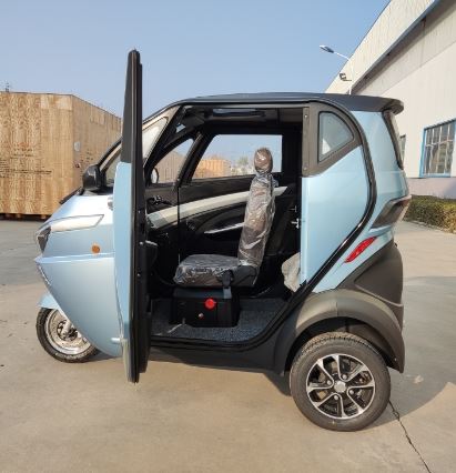 Factory Direct Supply Automotives Auto Rickshaw Enclosed Electric Tricycle Scooters